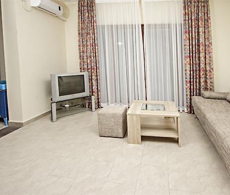 Apartments Ljoljic Kotor Exterior photo